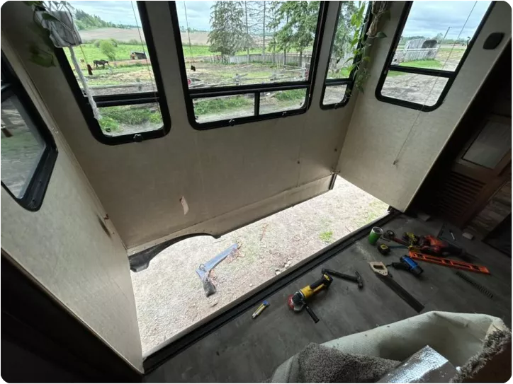 Slide-Out Service